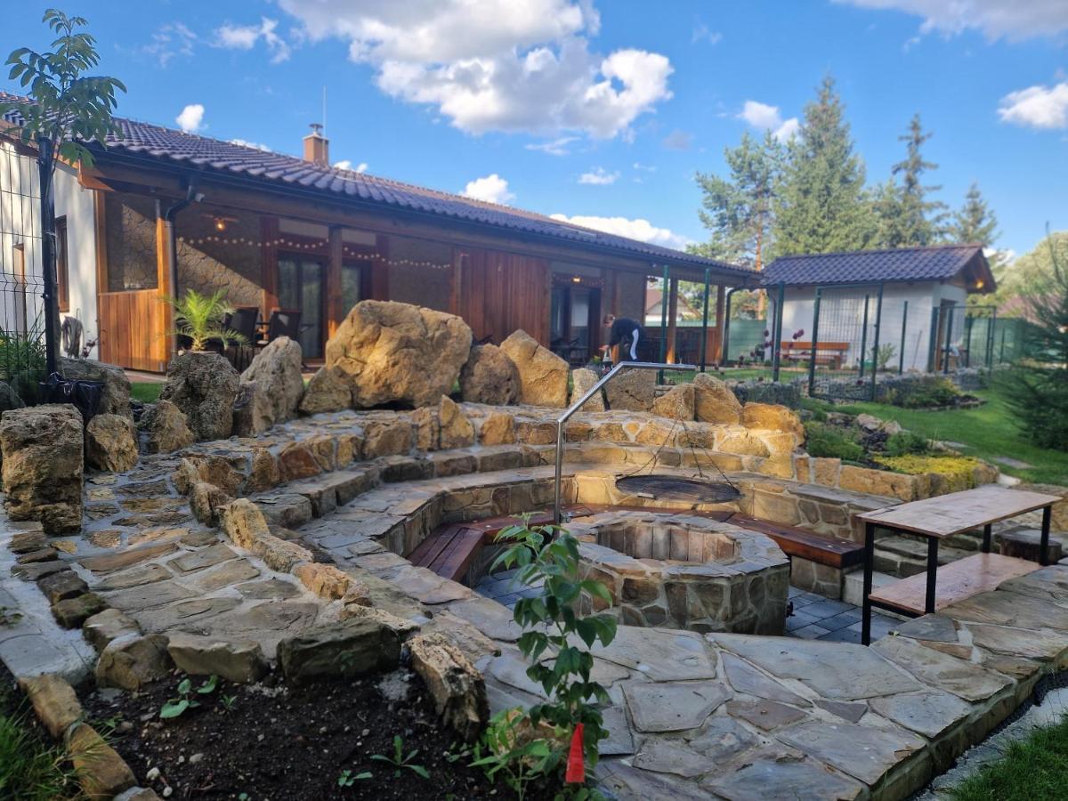 Villa Garden Bešeňová Exterior foto